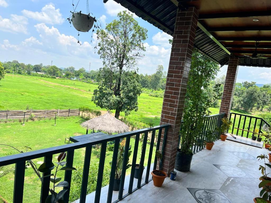 Jewel Of Jungle Apartment Tala  Luaran gambar